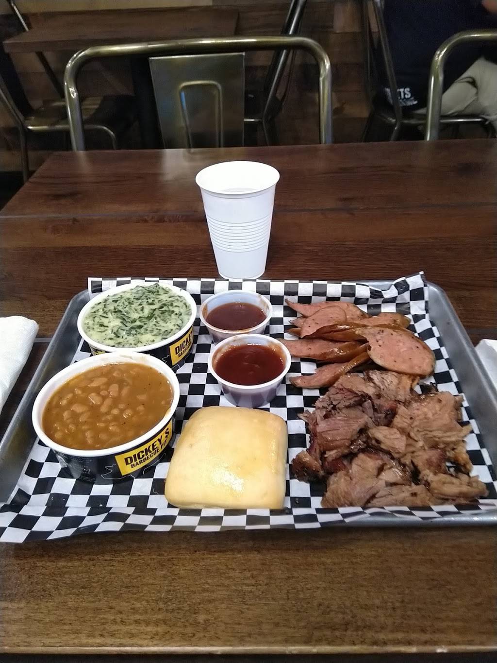 Dickeys Barbecue Pit | restaurant | 8 W Main St, Alhambra, CA 91801, USA | 6263819797 OR +1 626-381-9797