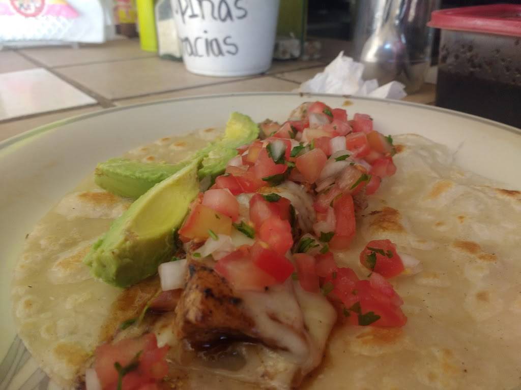 El Playero | restaurant | Av. J. 351, El Sauzal, 22760 El Sauzal, B.C., Mexico | 016469473298 OR +52 646 947 3298