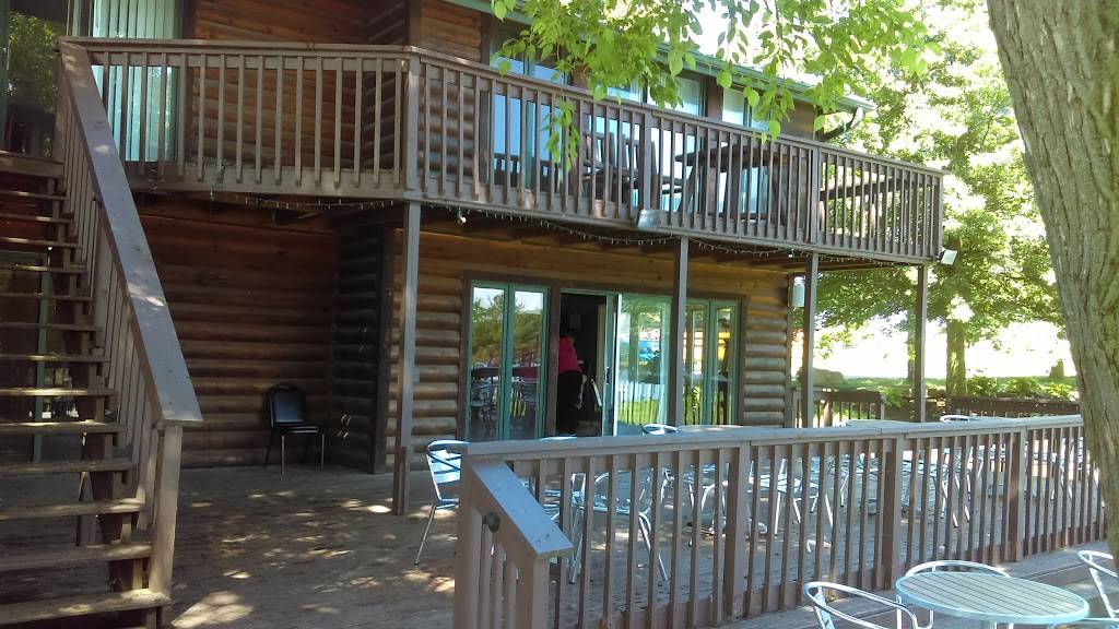Arcadian Moon | restaurant | 19203 E Old Hwy 40, Higginsville, MO 64037, USA | 6605846661 OR +1 660-584-6661