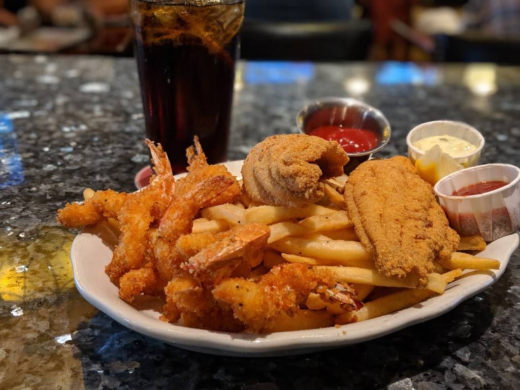 Pappadeaux Seafood Bar | restaurant | Terminal C, 2330 N International Pkwy Gate 14, Dallas, TX 75261, USA | 9724530087 OR +1 972-453-0087
