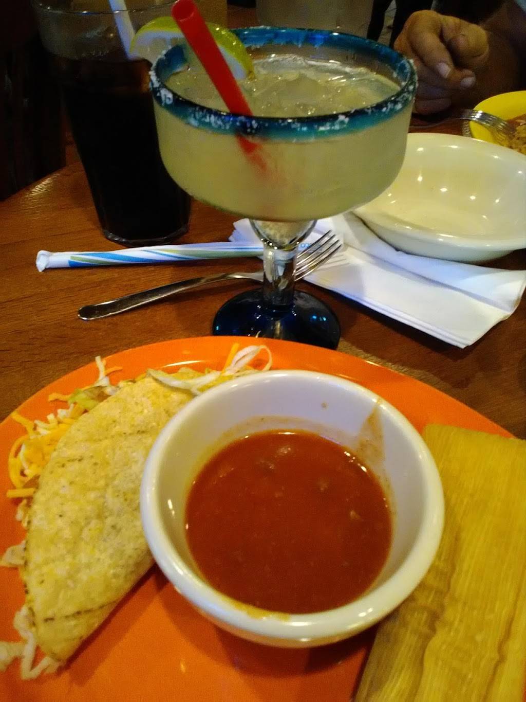 Gringos Cantina | restaurant | 1950 N Bell St, Fremont, NE 68025, USA | 4027276811 OR +1 402-727-6811