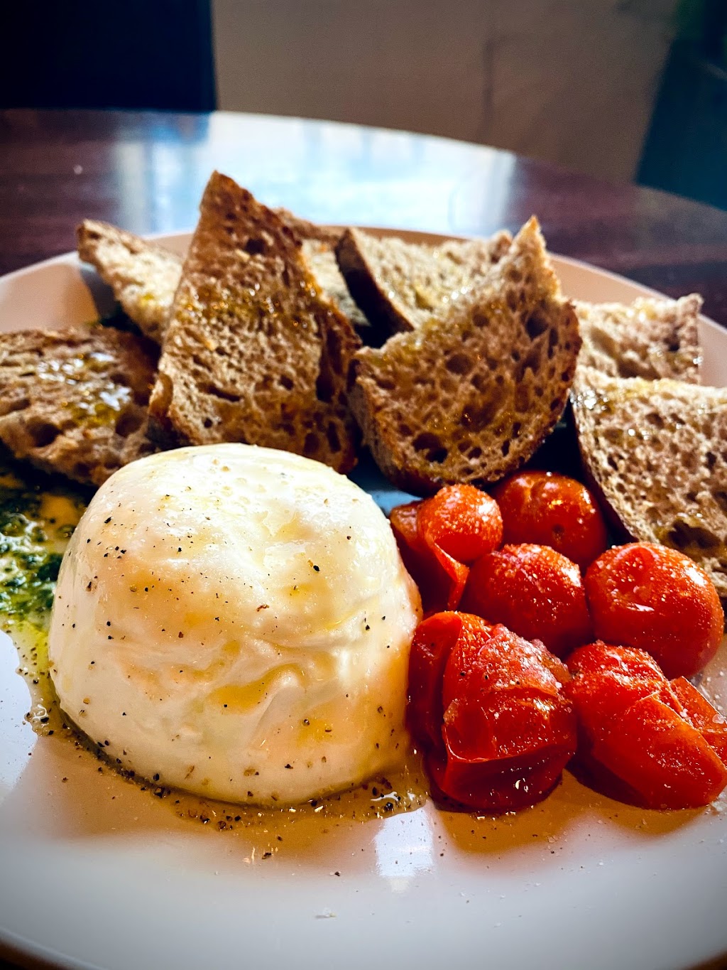 Sante Wine Bar & Bistro Restaurant 108 W Wisconsin Ave, Neenah, WI
