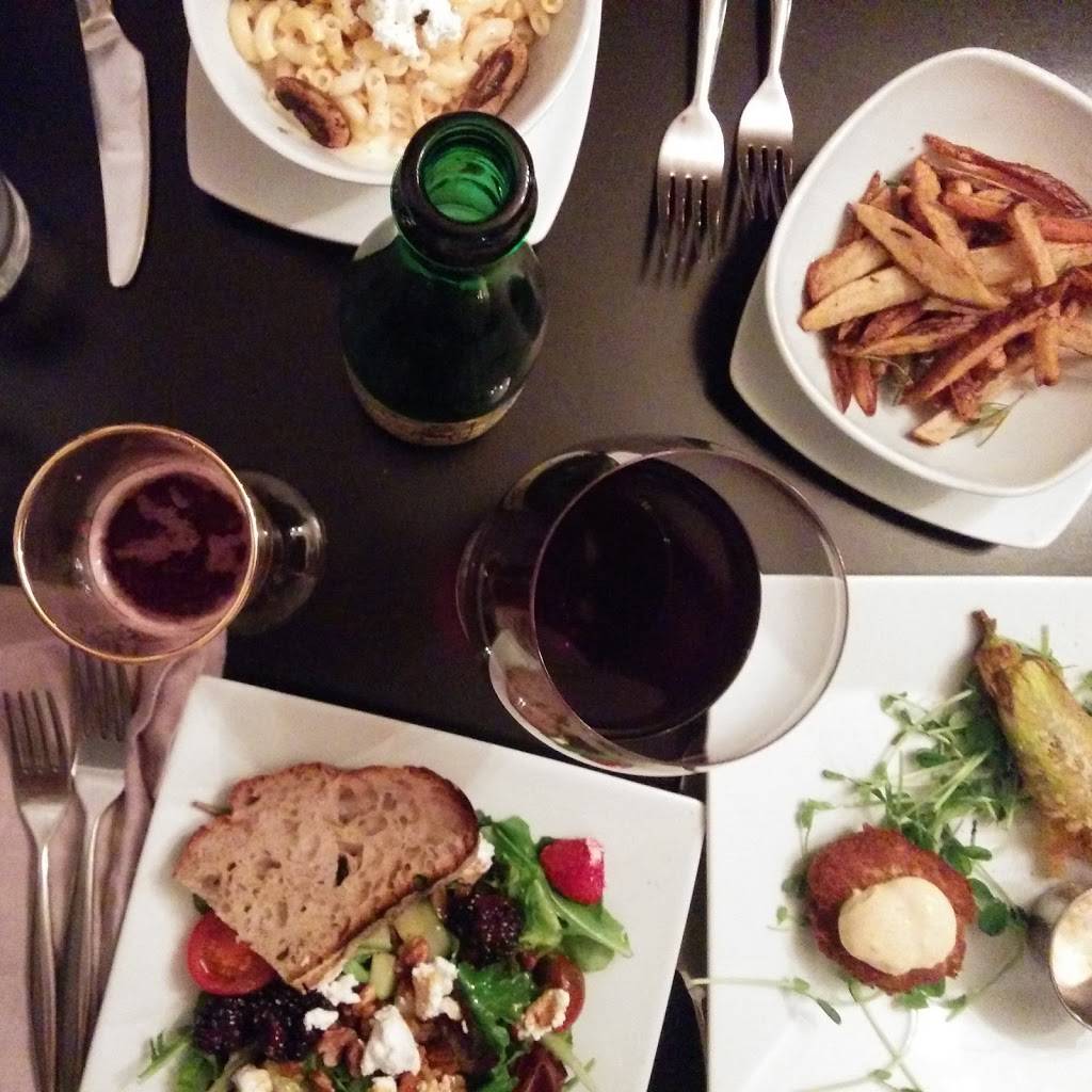 Dyad Wine Bar | restaurant | 16 Hudson St, Kinderhook, NY 12106, USA | 5186108511 OR +1 518-610-8511