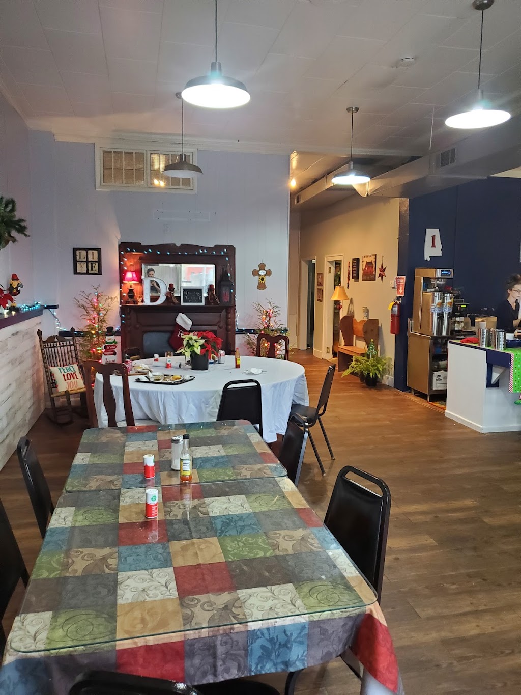 Gran Ds Country Kitchen | restaurant | 129 Lafayette St S, La Fayette, AL 36862, USA | 3344590003 OR +1 334-459-0003