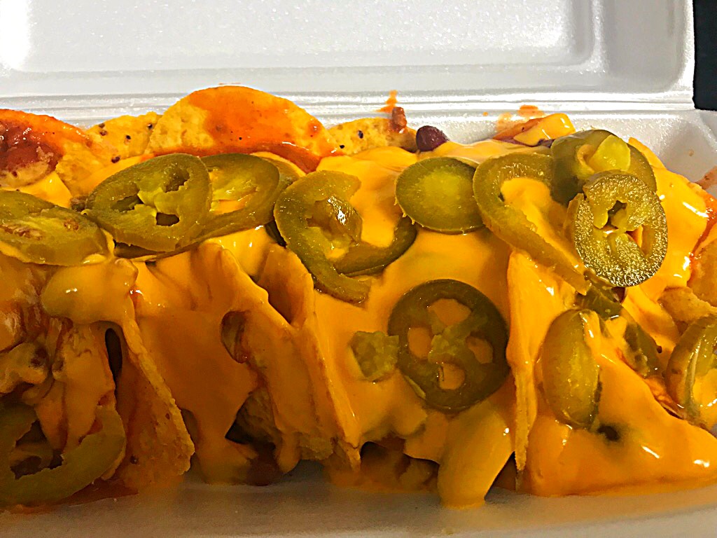 aMAYSing grub | restaurant | 177 Glass House Rd, Helenwood, TN 37755, USA | 4236634782 OR +1 423-663-4782