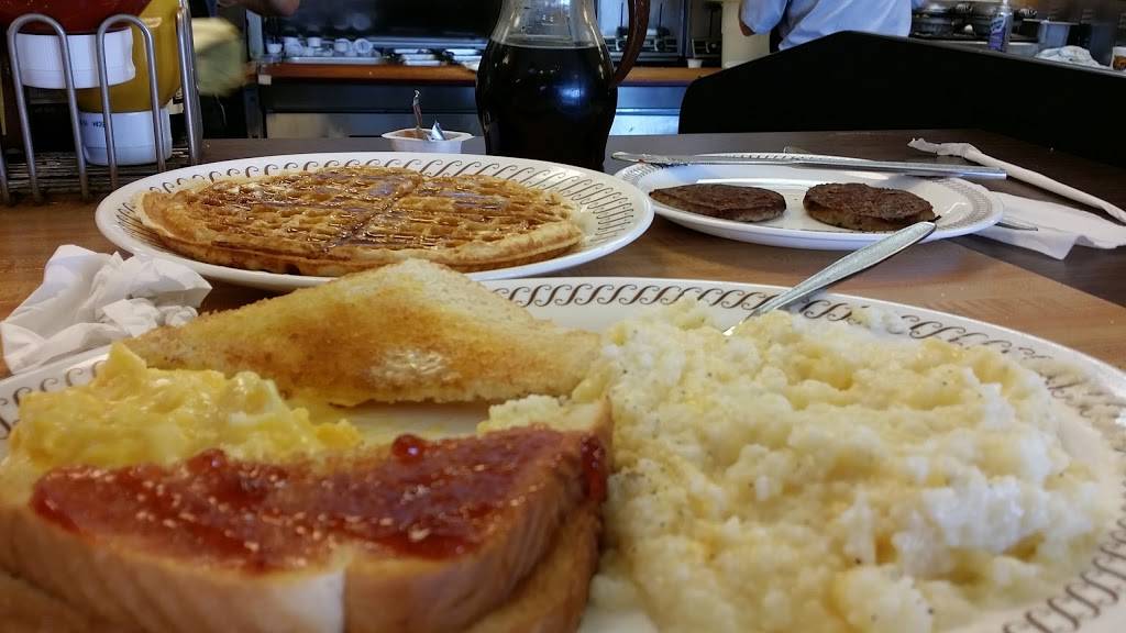 Waffle House | meal takeaway | 2208 Airport Blvd, West Columbia, SC 29170, USA | 8037910043 OR +1 803-791-0043