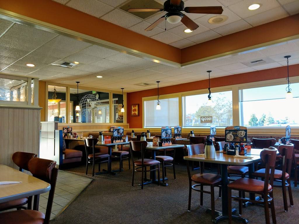 IHOP | bakery | 3035 E 53rd St, Davenport, IA 52807, USA | 5634590770 OR +1 563-459-0770