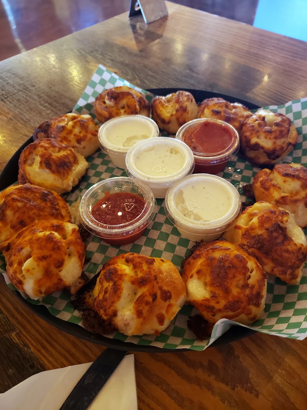 Loggers Pizza + Beer | restaurant | 1 NE Main Street Suite 101, Winston, OR 97496, USA | 5413917317 OR +1 541-391-7317
