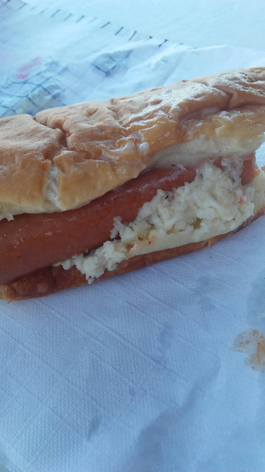 Stewarts Original Hot Dogs | restaurant | 2445 5th Ave, Huntington, WV 25703, USA | 3045293647 OR +1 304-529-3647