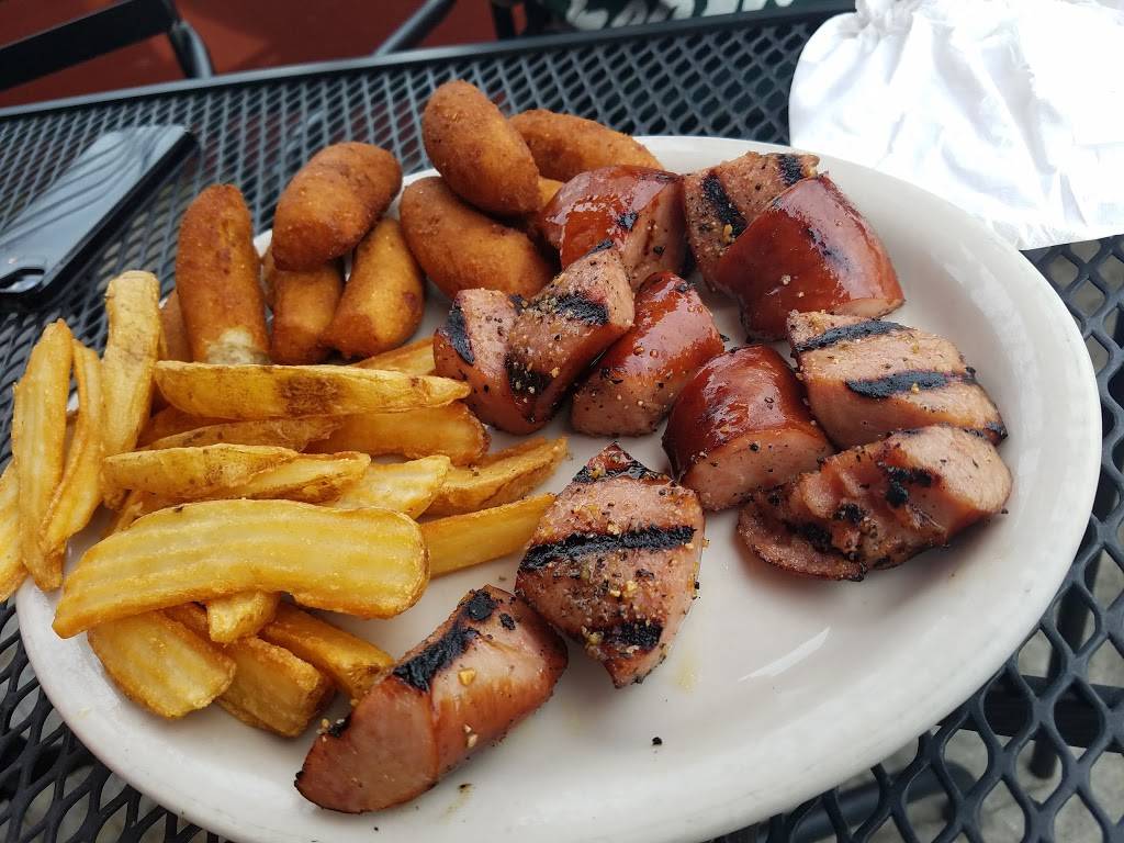 Daddy Joe's Beach House BBQ And Grill - Restaurant | 1400 W Floyd Baker ...