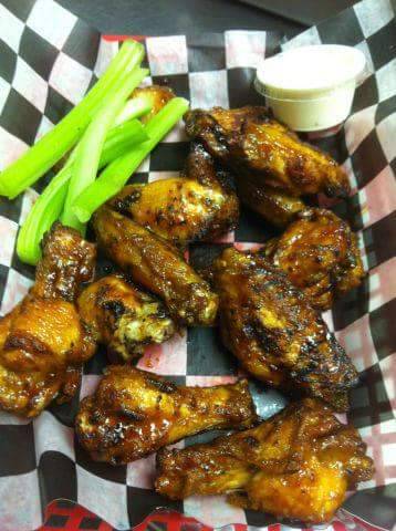 Wrigley Field Bar & Grill | restaurant | 6527 E State Blvd, Fort Wayne, IN 46815, USA | 2604851038 OR +1 260-485-1038