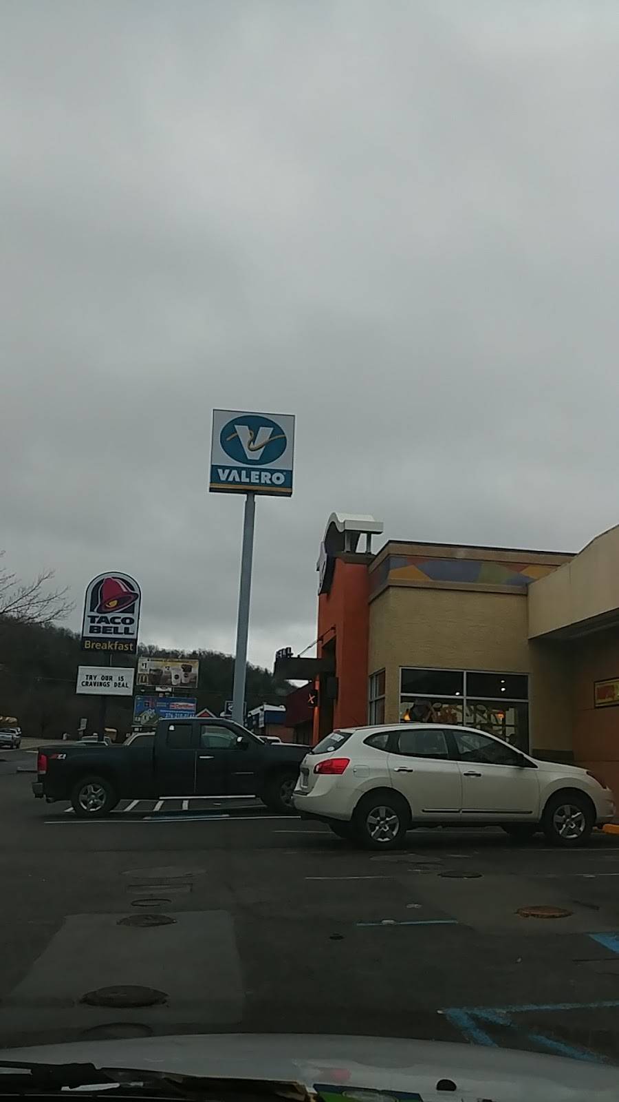 Taco Bell | restaurant | 3121 Cedar Valley Dr, Richlands, VA 24641, USA | 2769630654 OR +1 276-963-0654