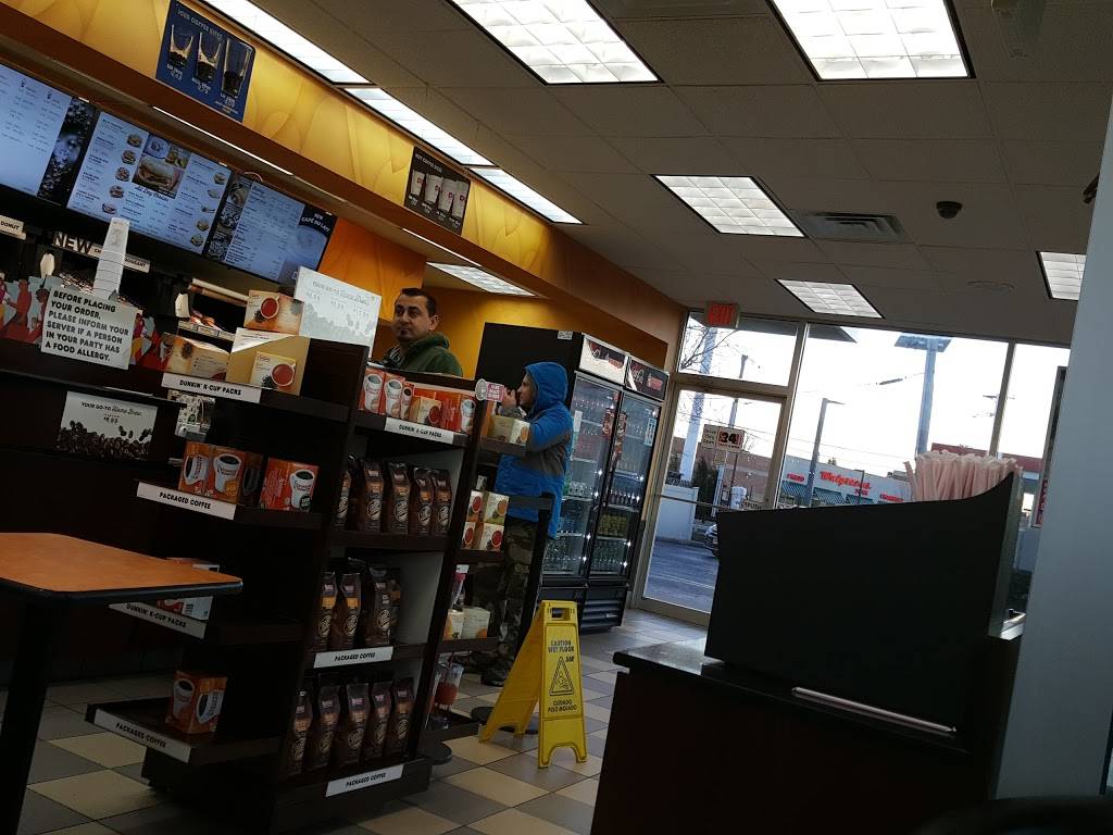 Dunkin Donuts | cafe | 490 US-1, Edison, NJ 08817, USA | 7327770370 OR +1 732-777-0370