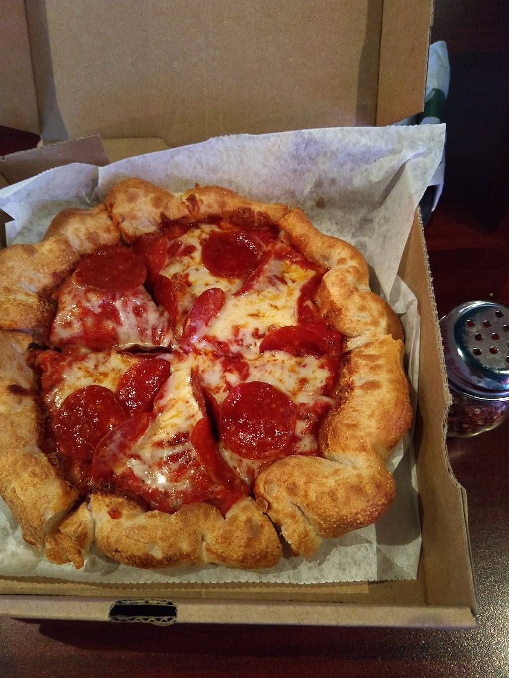 Johnny Malloys Irish Sports Pub | meal delivery | 1038 N Court St, Medina, OH 44256, USA | 3307234100 OR +1 330-723-4100