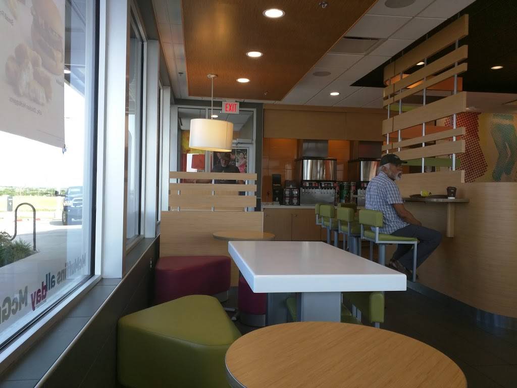 McDonalds | cafe | 13124 US-287, Haslet, TX 76052, USA | 8174398023 OR +1 817-439-8023