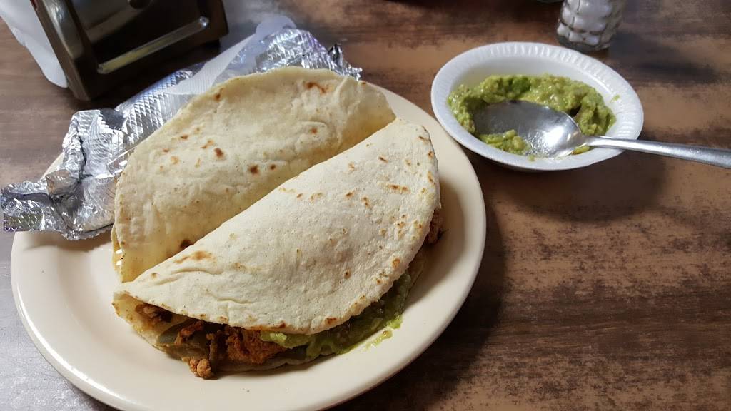 Tacos Martinez | restaurant | 5034 W Commerce St, San Antonio, TX 78237, USA | 2104361729 OR +1 210-436-1729