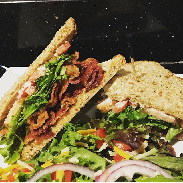 The Backyard Grill | restaurant | 443 N Ridge Rd, Richmond, VA 23229, USA | 8044479622 OR +1 804-447-9622