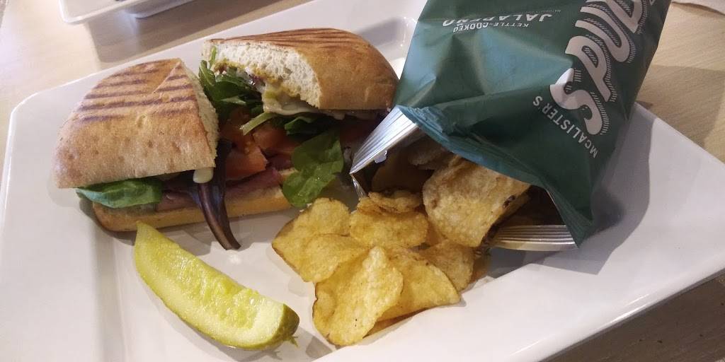 McAlisters Deli | restaurant | 2136 Village Ln, Bloomington, IL 61704, USA | 3092889499 OR +1 309-288-9499