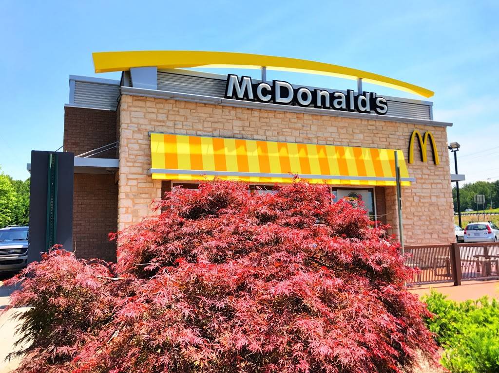 McDonalds | cafe | 2211 S Sterling St, Morganton, NC 28655, USA | 8284339919 OR +1 828-433-9919