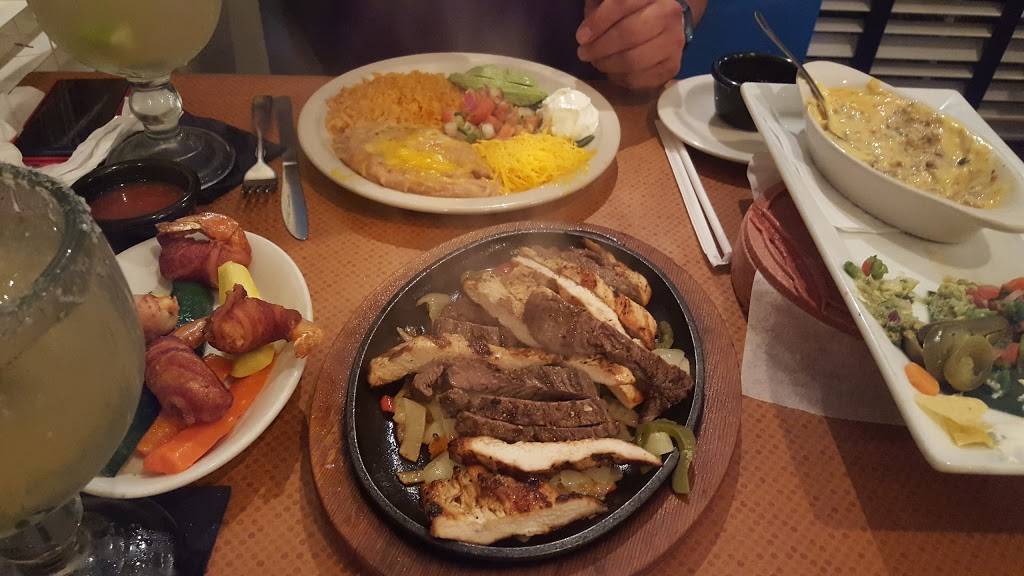 La Cima | restaurant | 21 FM3356, Van Alstyne, TX 75495, USA | 9037123663 OR +1 903-712-3663