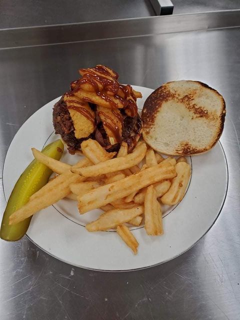 Brighter Horizons Family Restaurant | restaurant | 2315 West Ave, Ashtabula, OH 44004, USA | 4406614002 OR +1 440-661-4002