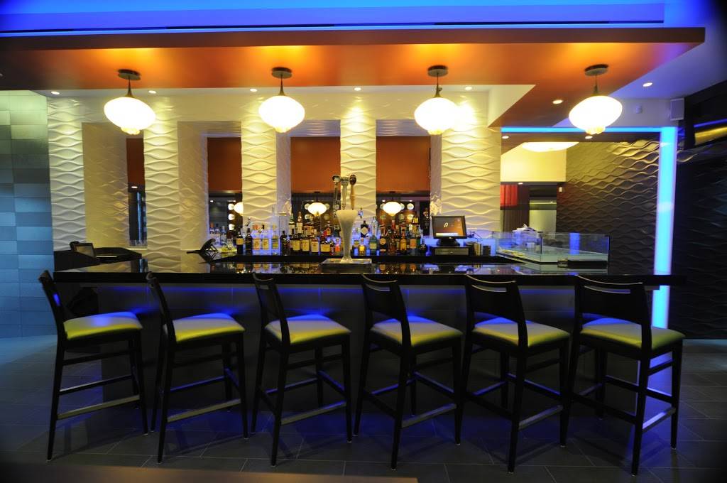 MK Valencia Restaurant & Lounge | night club | 228 Main St, Ridgefield Park, NJ 07660, USA | 2013730228 OR +1 201-373-0228