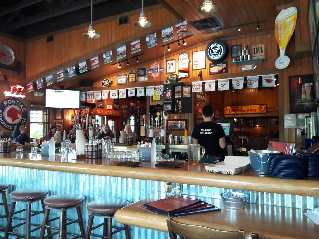 Famous Daves Bar-B-Que | restaurant | 9911 NE Cascades Pkwy, Portland, OR 97220, USA | 5034939000 OR +1 503-493-9000