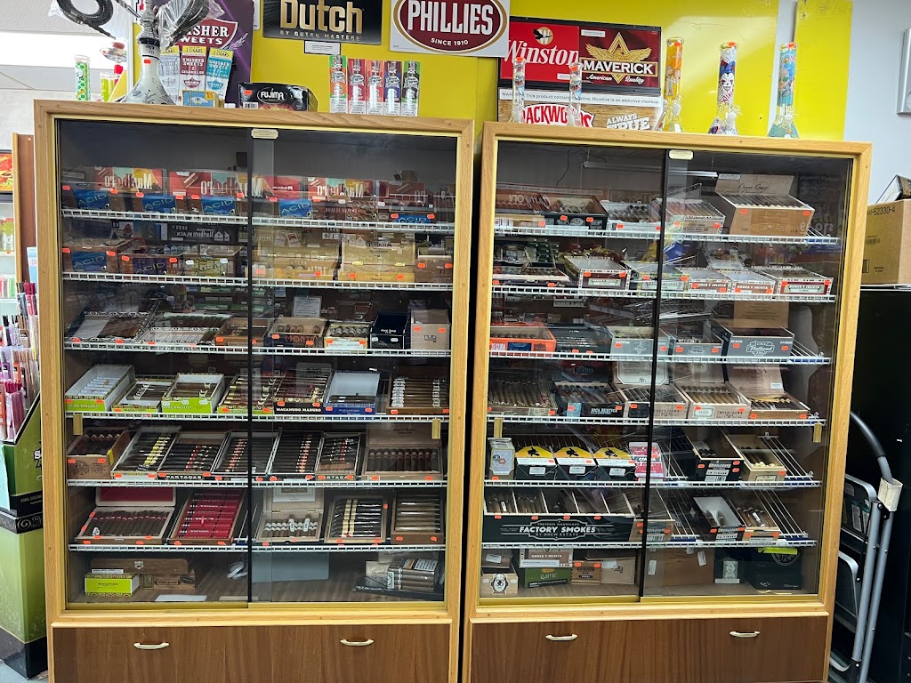 Cigarette Outlet 2709 S Queen St Ste 3, York, PA 17403, USA