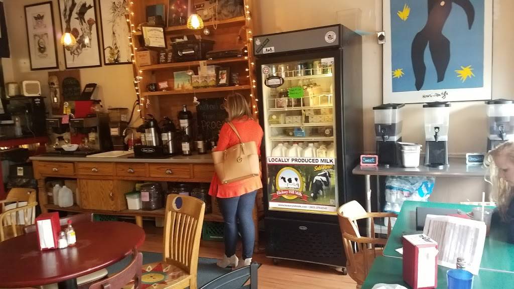 New Moon Cafe | cafe | 116 Laurens St NW, Aiken, SC 29801, USA | 8036437088 OR +1 803-643-7088