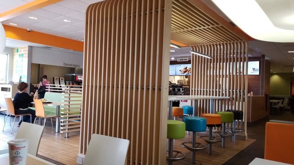 McDonald's 13875 Walsingham Rd, Largo, FL 33774, USA