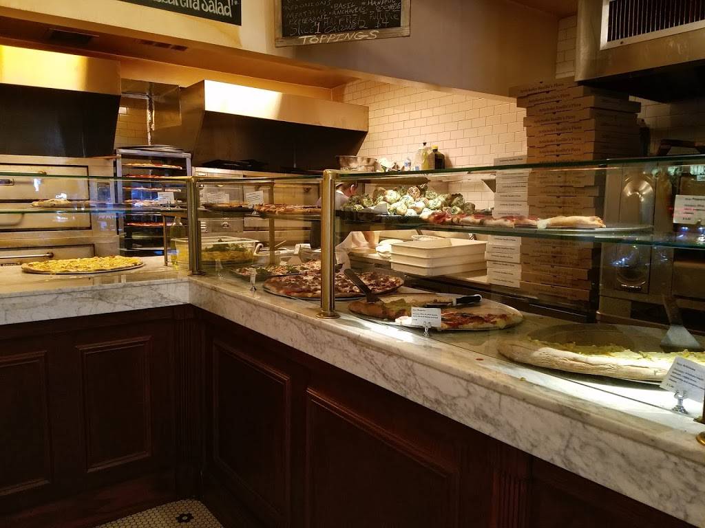 Artichoke Basilles Pizza | restaurant | 22-56 31st St, Astoria, NY 11105, USA | 7182158100 OR +1 718-215-8100