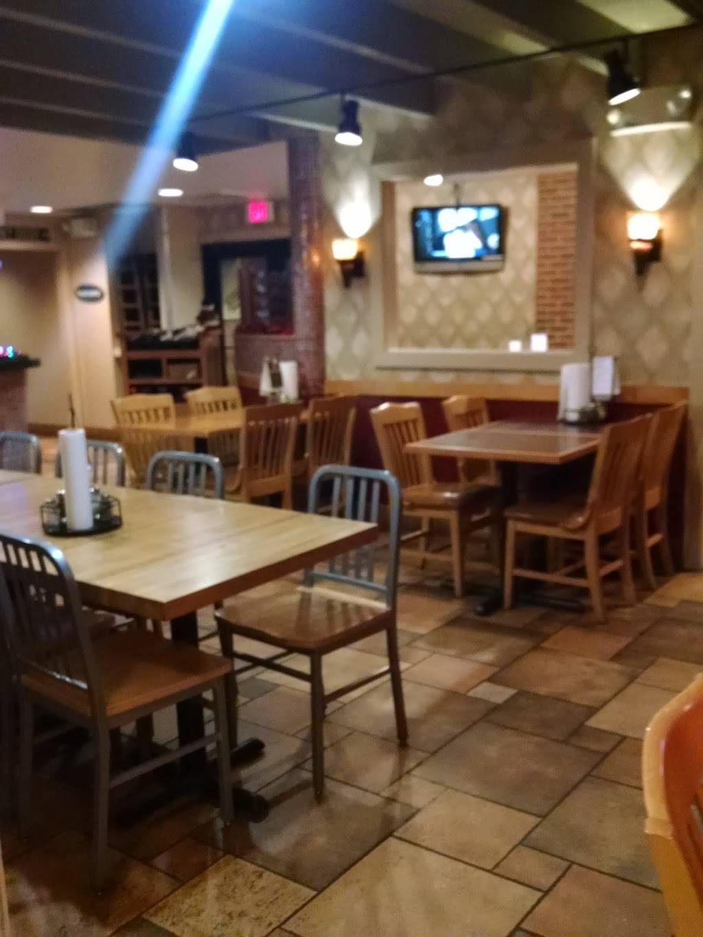 Pizza Hut | meal takeaway | 15 Hilltop Plaza, Kittanning, PA 16201, USA | 7245457177 OR +1 724-545-7177