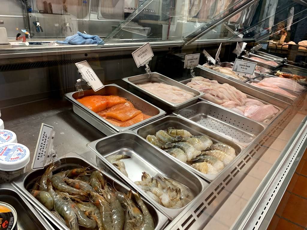 Collins Fish Market Meal takeaway 4873 W Adams Blvd