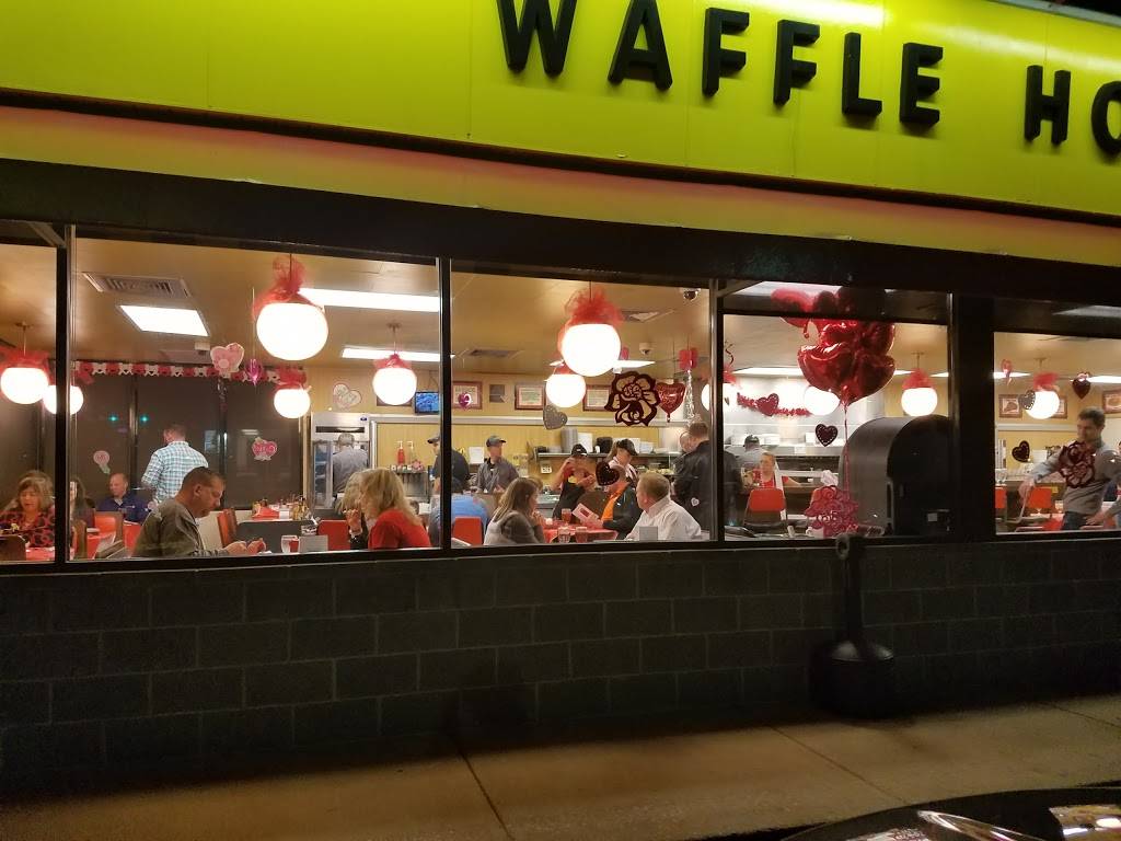 Waffle House | meal takeaway | 536 Haywood Rd, Greenville, SC 29607, USA | 8646279510 OR +1 864-627-9510