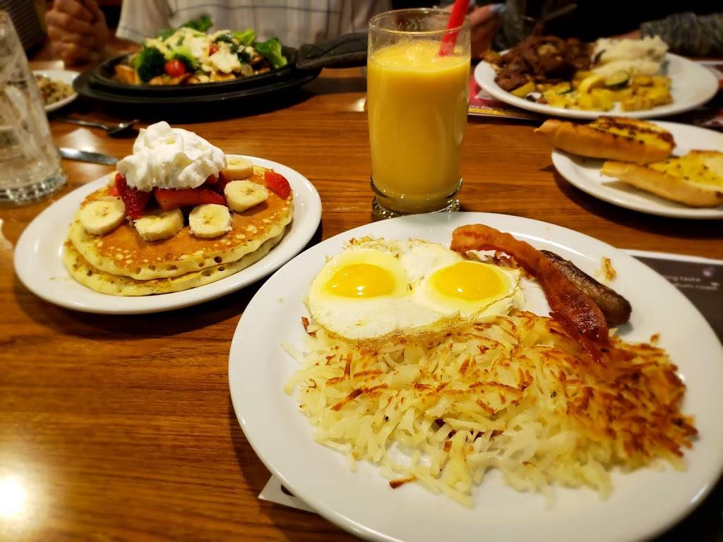 Denny's - Restaurant | 1180 Alabama St, Redlands, CA 92374, USA