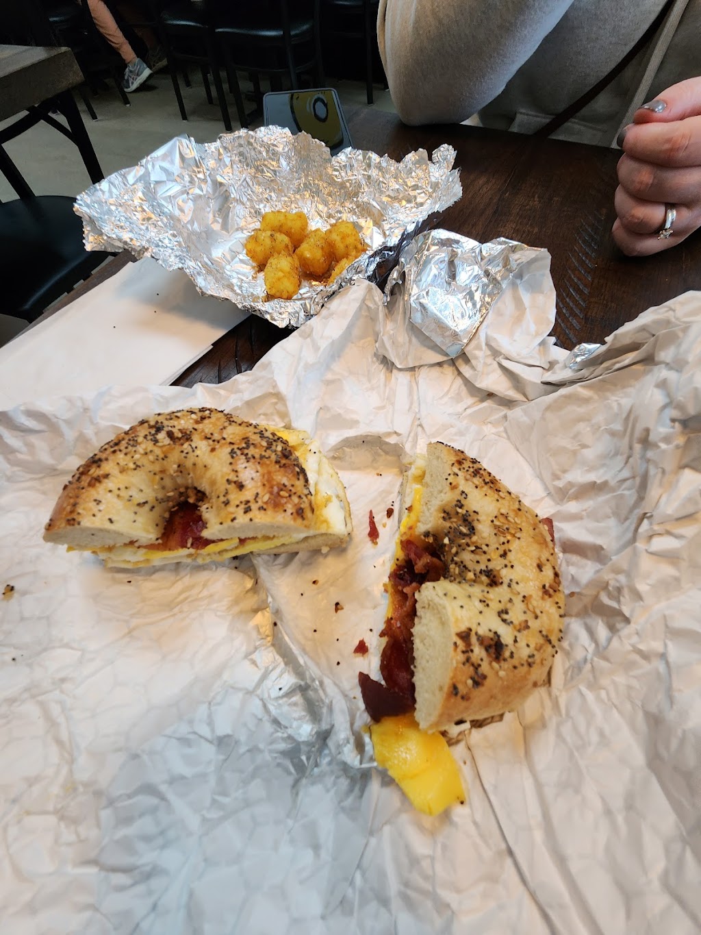 DePaolas Bagel & Brunch | bakery | 1227 Shopping Center Rd, Stevensville, MD 21666, USA | 4106042804 OR +1 410-604-2804