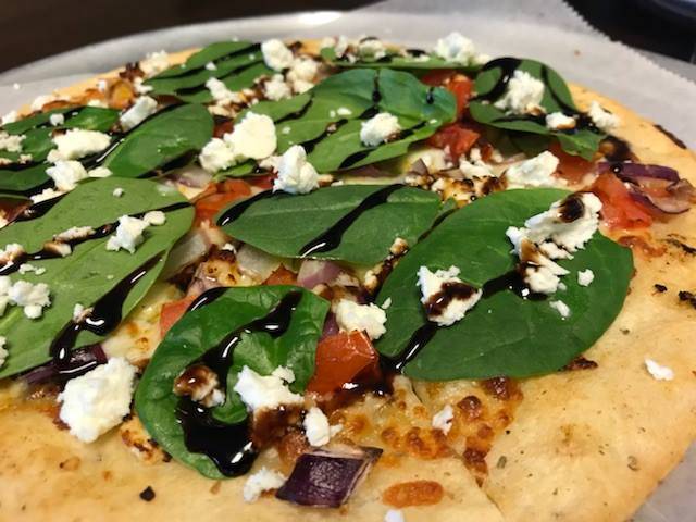 Green Line Pizza & Steak | restaurant | 7134 Market St, Wilmington, NC 28411, USA | 9108218191 OR +1 910-821-8191