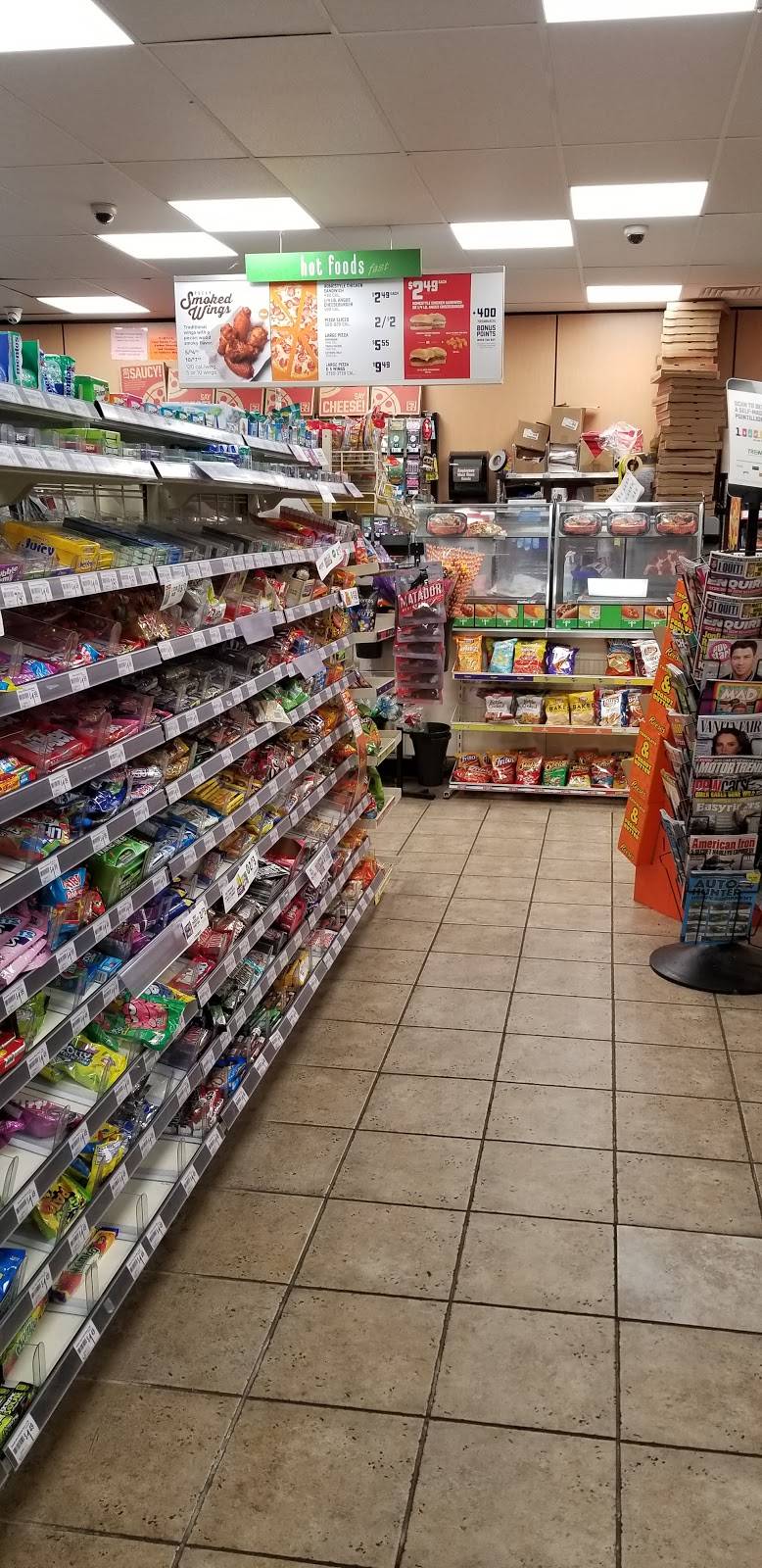 7-Eleven | bakery | 3 Beacon St, Lawrence, MA 01843, USA | 9786863684 OR +1 978-686-3684