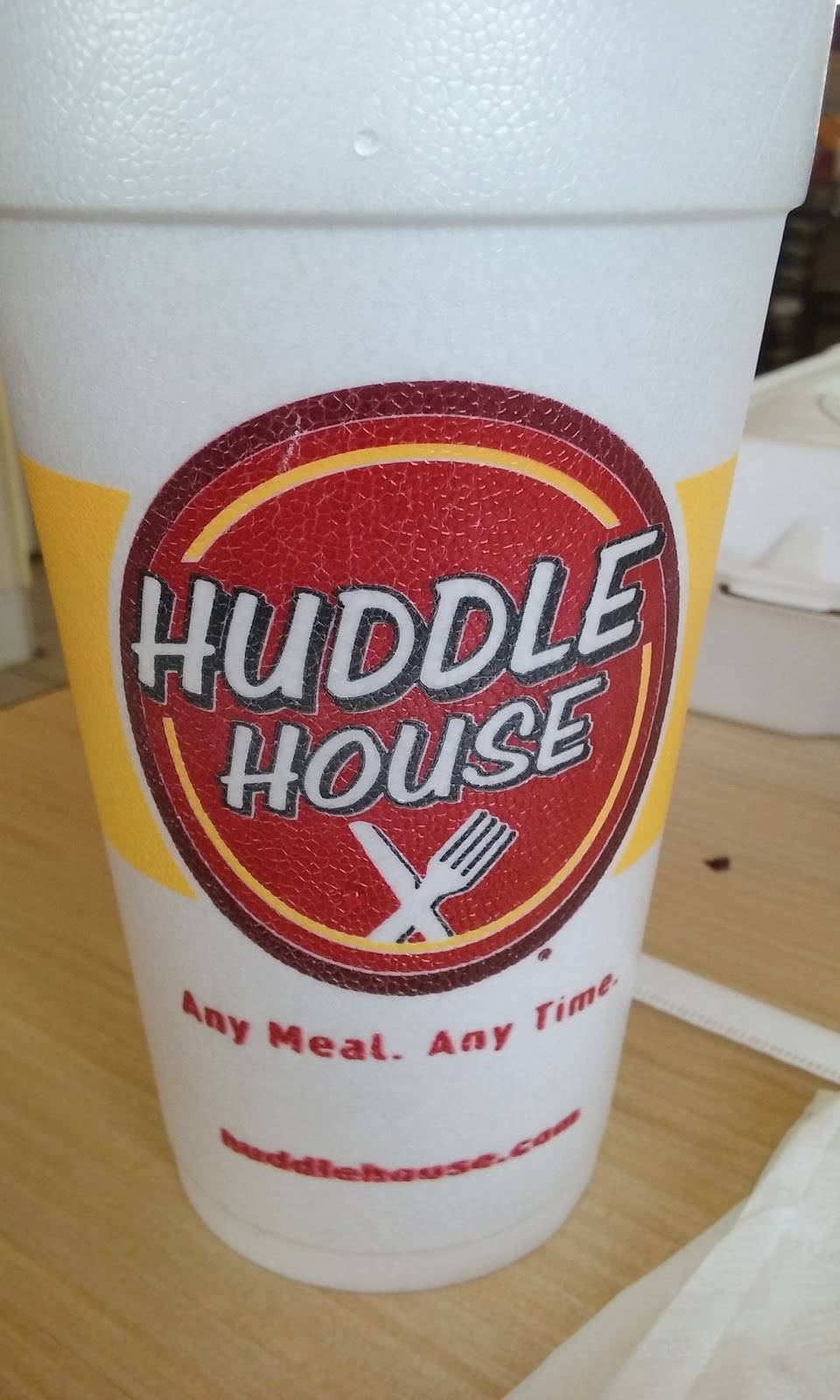 Huddle House | meal takeaway | 12475 IL-143, Highland, IL 62249, USA | 6186542250 OR +1 618-654-2250