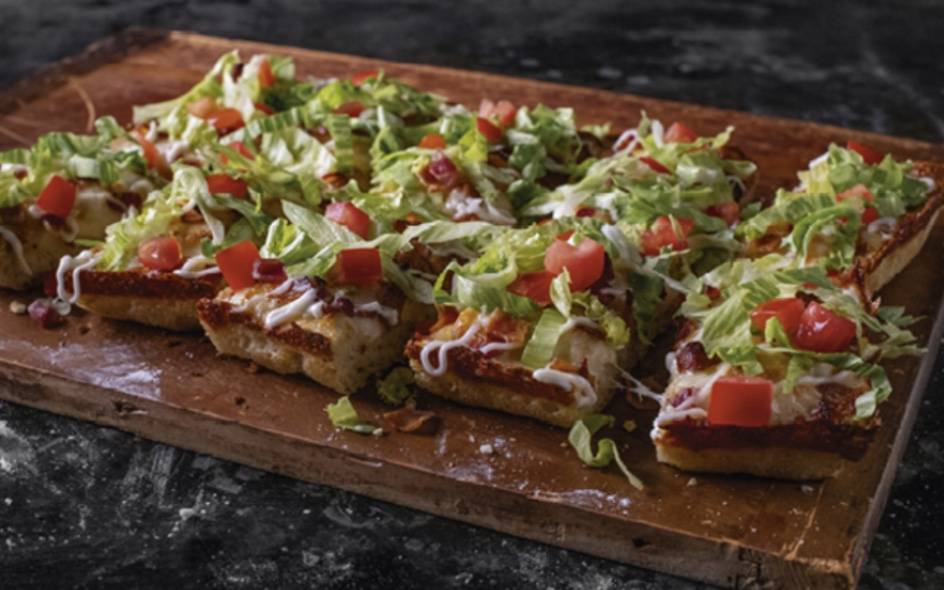 Jets Pizza | meal delivery | 19380 E 10 Mile Rd, Eastpointe, MI 48021, USA | 5867744448 OR +1 586-774-4448
