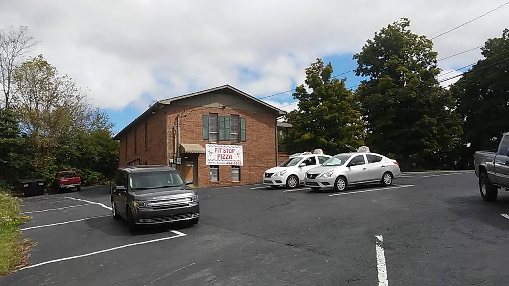 Pit Stop Pizza | meal takeaway | 60 W Adams St, Crossville, TN 38555, USA | 9314565500 OR +1 931-456-5500