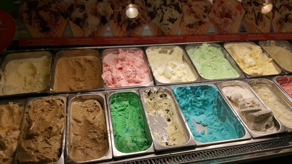 Cold Stone Creamery | bakery | 1000 Chapel View Blvd Ste 134, Cranston, RI 02920, USA | 4019431172 OR +1 401-943-1172