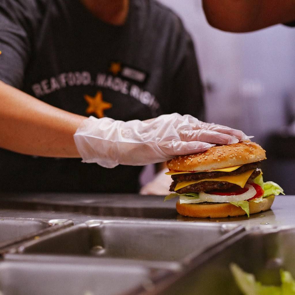 Carls Jr. | restaurant | 5631 Laval Rd, Arvin, CA 93203, USA | 6618581162 OR +1 661-858-1162