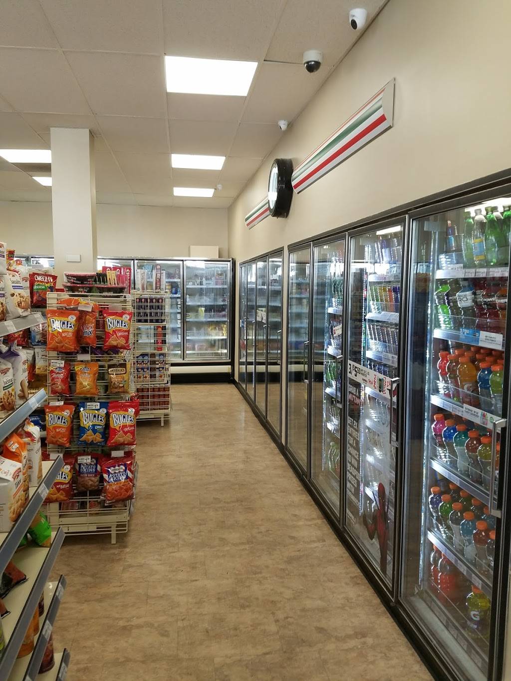 7-Eleven | bakery | 1187 Hyde Park Ave, Hyde Park, MA 02136, USA | 6173613047 OR +1 617-361-3047