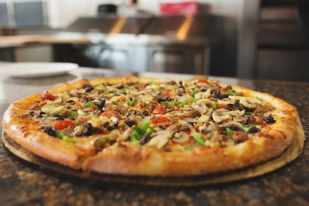 Courthouse Pizzeria | meal delivery | 2 Public Square, Medina, OH 44256, USA | 3309521743 OR +1 330-952-1743