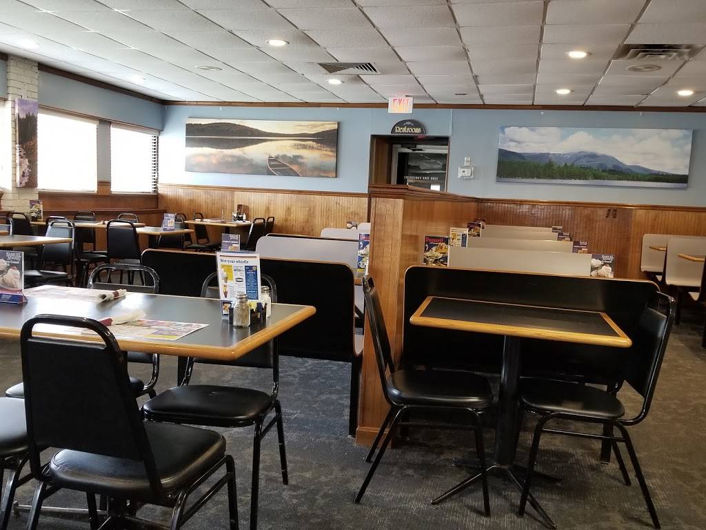 Governors Restaurant & Bakery | bakery | 643 Broadway, Bangor, ME 04401, USA | 2079473113 OR +1 207-947-3113