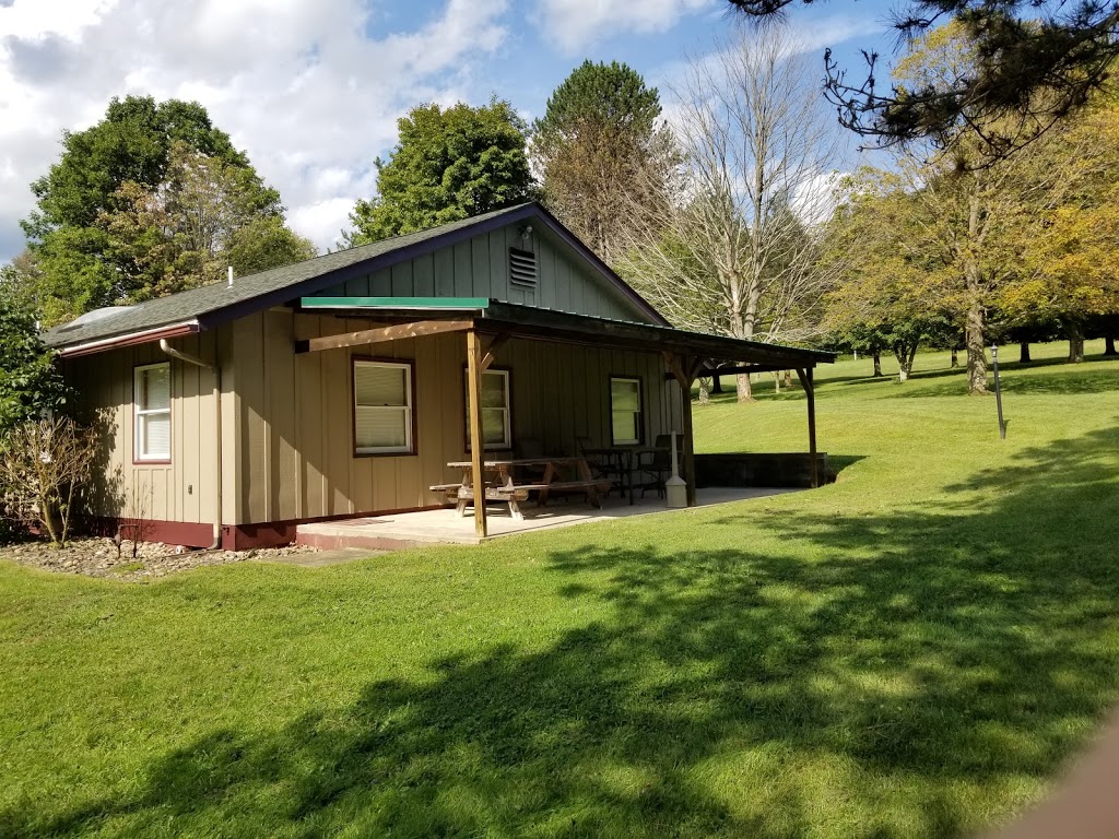 Foggy Mountain Lodge And Restaurant 