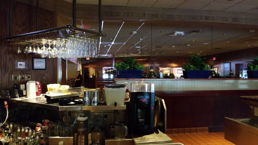 Red Lobster Restaurant 2255 South Rd Poughkeepsie Ny 12601 Usa [ 576 x 1024 Pixel ]