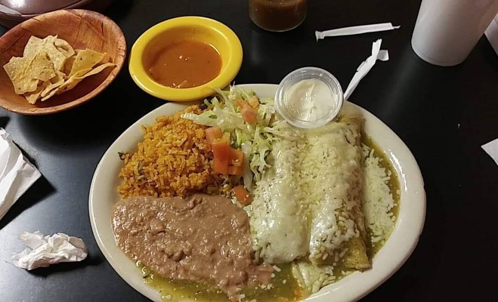 Plaza Mexican Restaurant | restaurant | 2898 Blanco Rd, San Antonio, TX 78201, USA | 2107354512 OR +1 210-735-4512