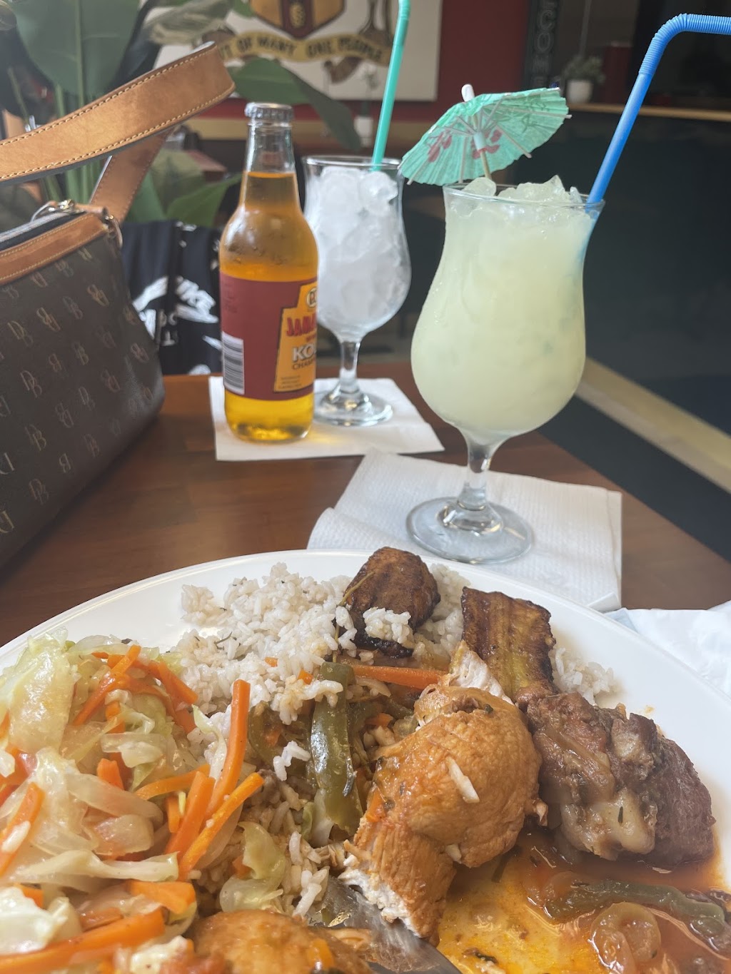 Empire Jamaica fusion Restuarant. | restaurant | 385 Main St, Poughkeepsie, NY 12601, USA | 8458490497 OR +1 845-849-0497